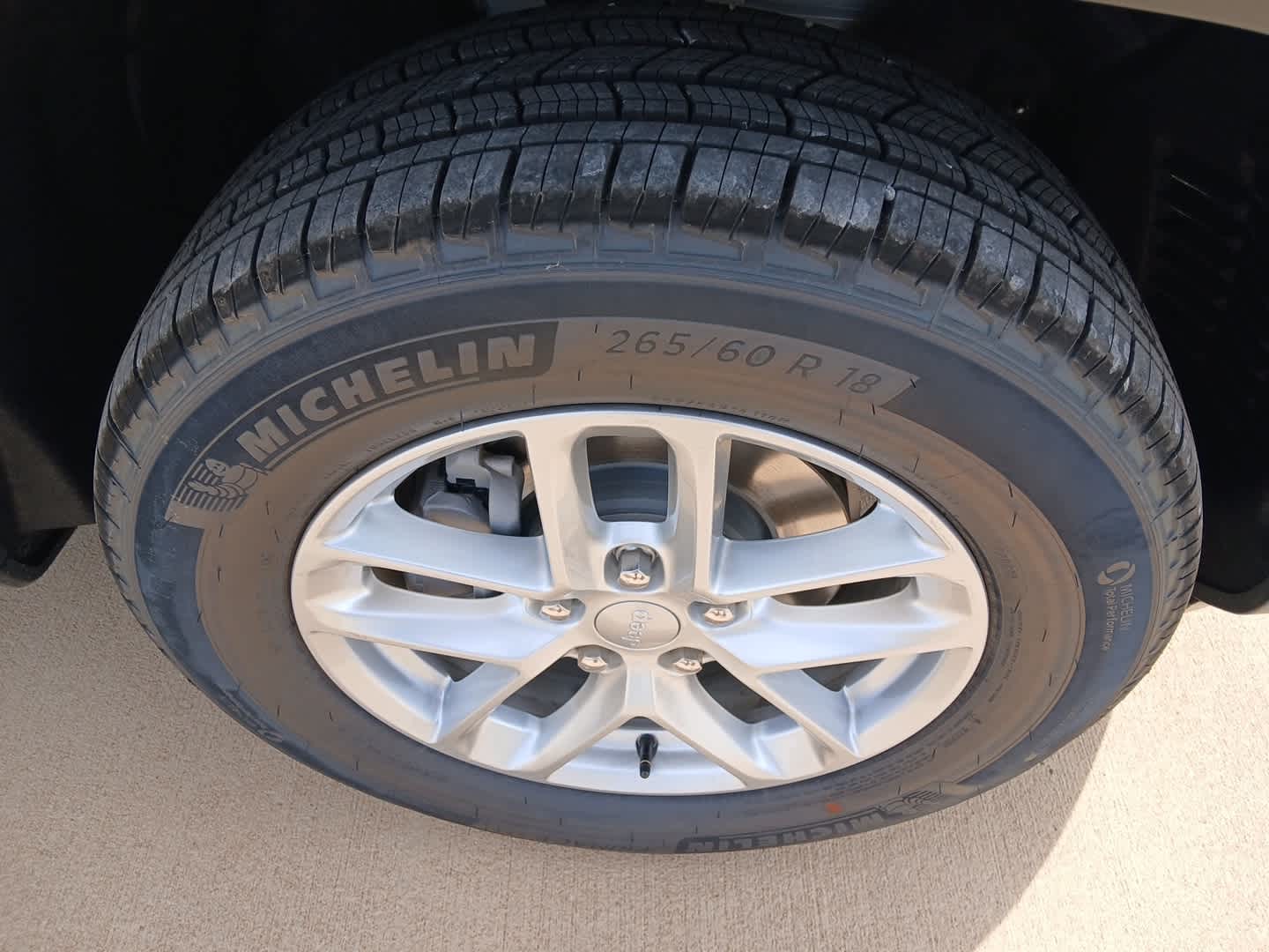 2026 Jeep Grand Cherokee GRAND CHEROKEE LAREDO X 4X4