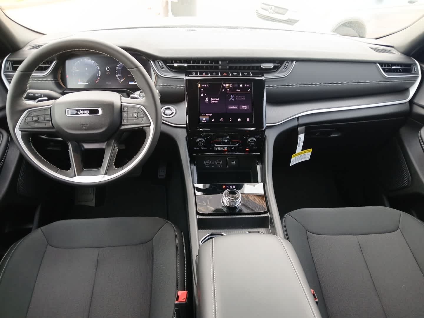 2026 Jeep Grand Cherokee GRAND CHEROKEE LAREDO X 4X4
