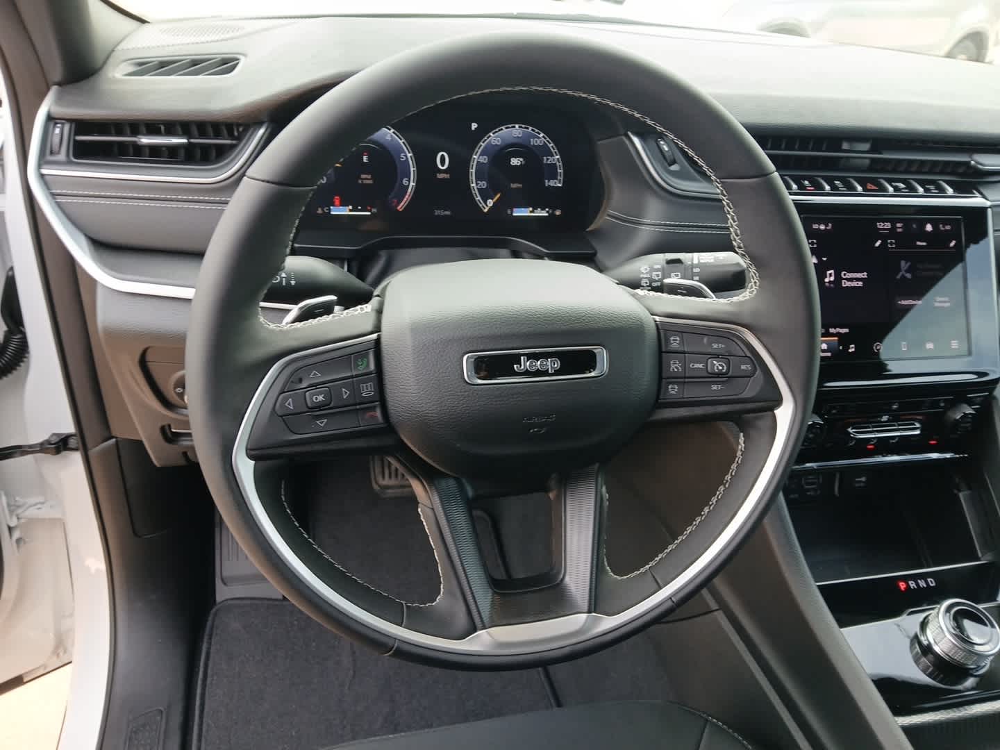 2026 Jeep Grand Cherokee GRAND CHEROKEE LAREDO X 4X4