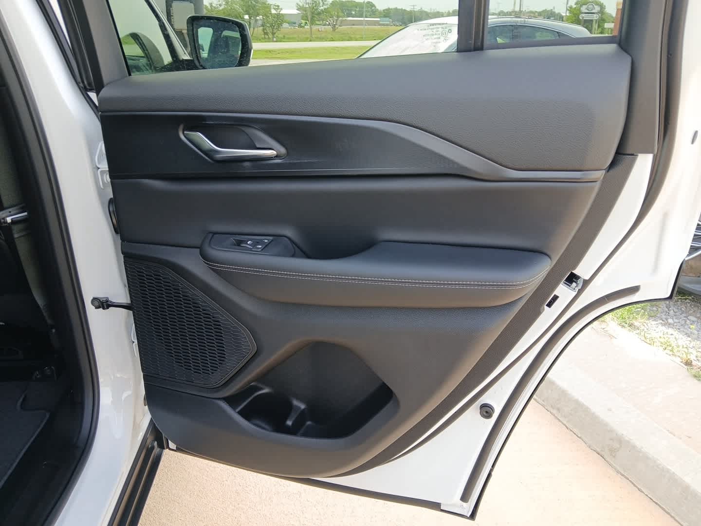 2026 Jeep Grand Cherokee GRAND CHEROKEE LAREDO X 4X4