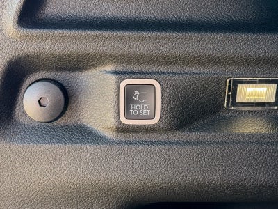 2025 Jeep Grand Cherokee L GRAND CHEROKEE L LAREDO X 4X4