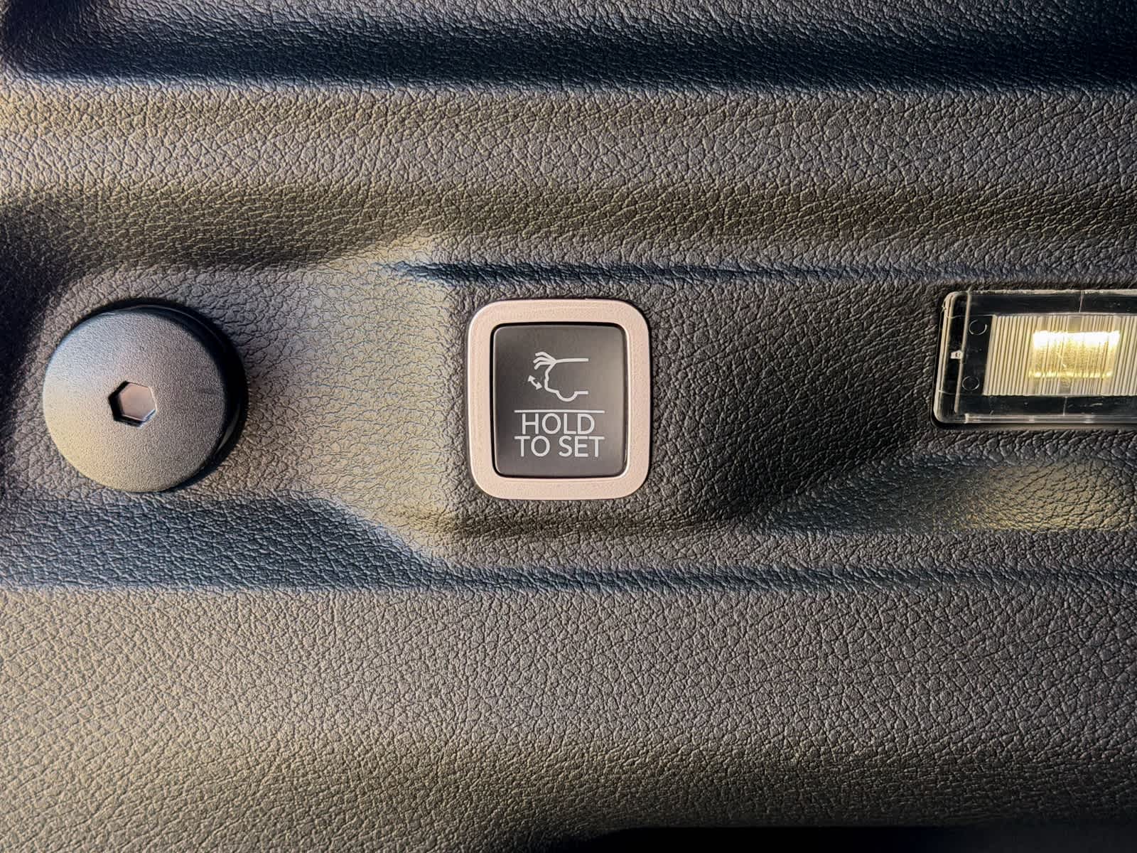 2025 Jeep Grand Cherokee L GRAND CHEROKEE L LAREDO X 4X4