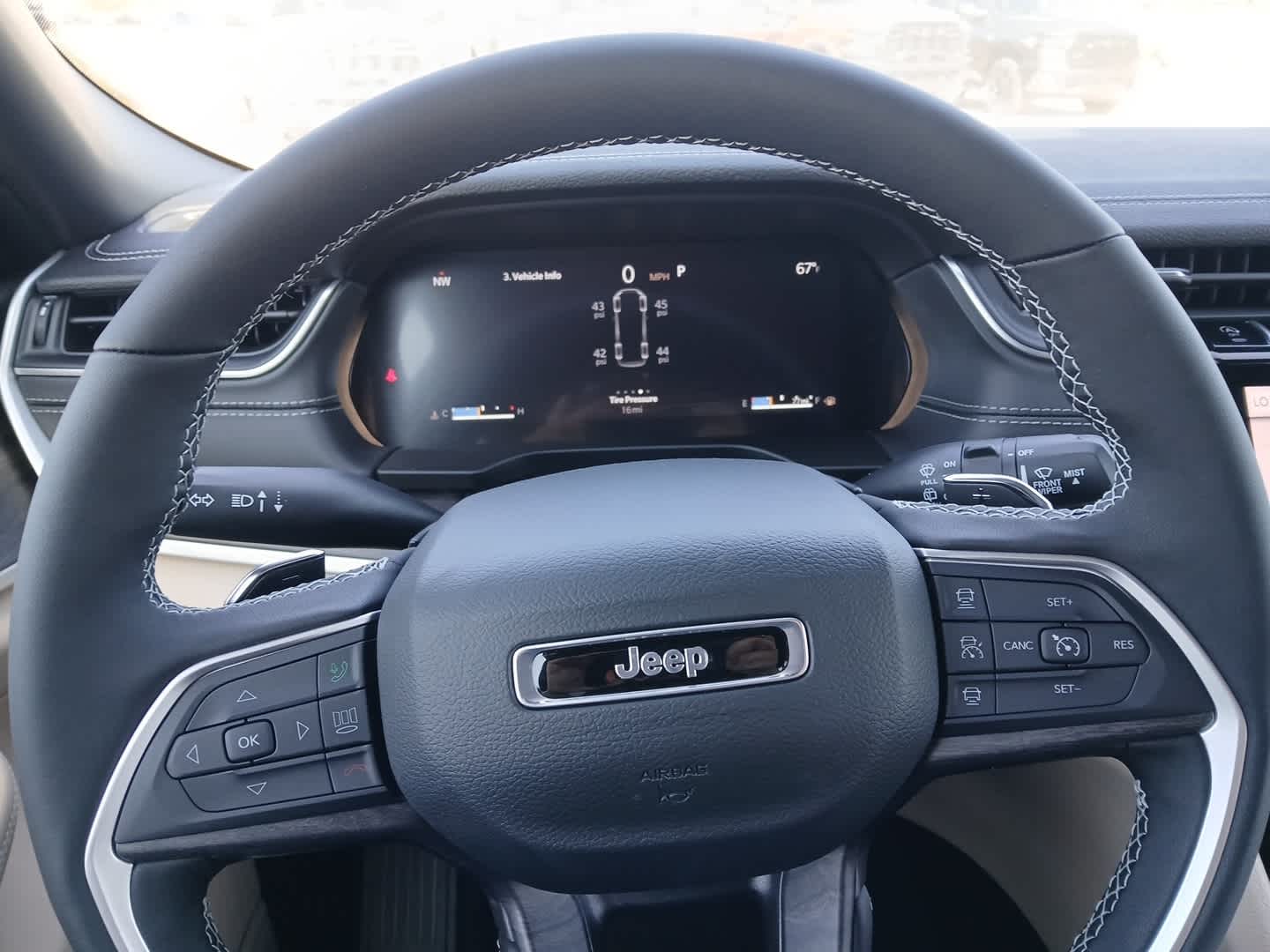 2025 Jeep Grand Cherokee L GRAND CHEROKEE L LIMITED 4X4