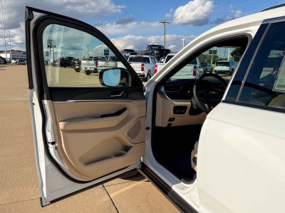 2025 Jeep Grand Cherokee L GRAND CHEROKEE L LIMITED 4X4