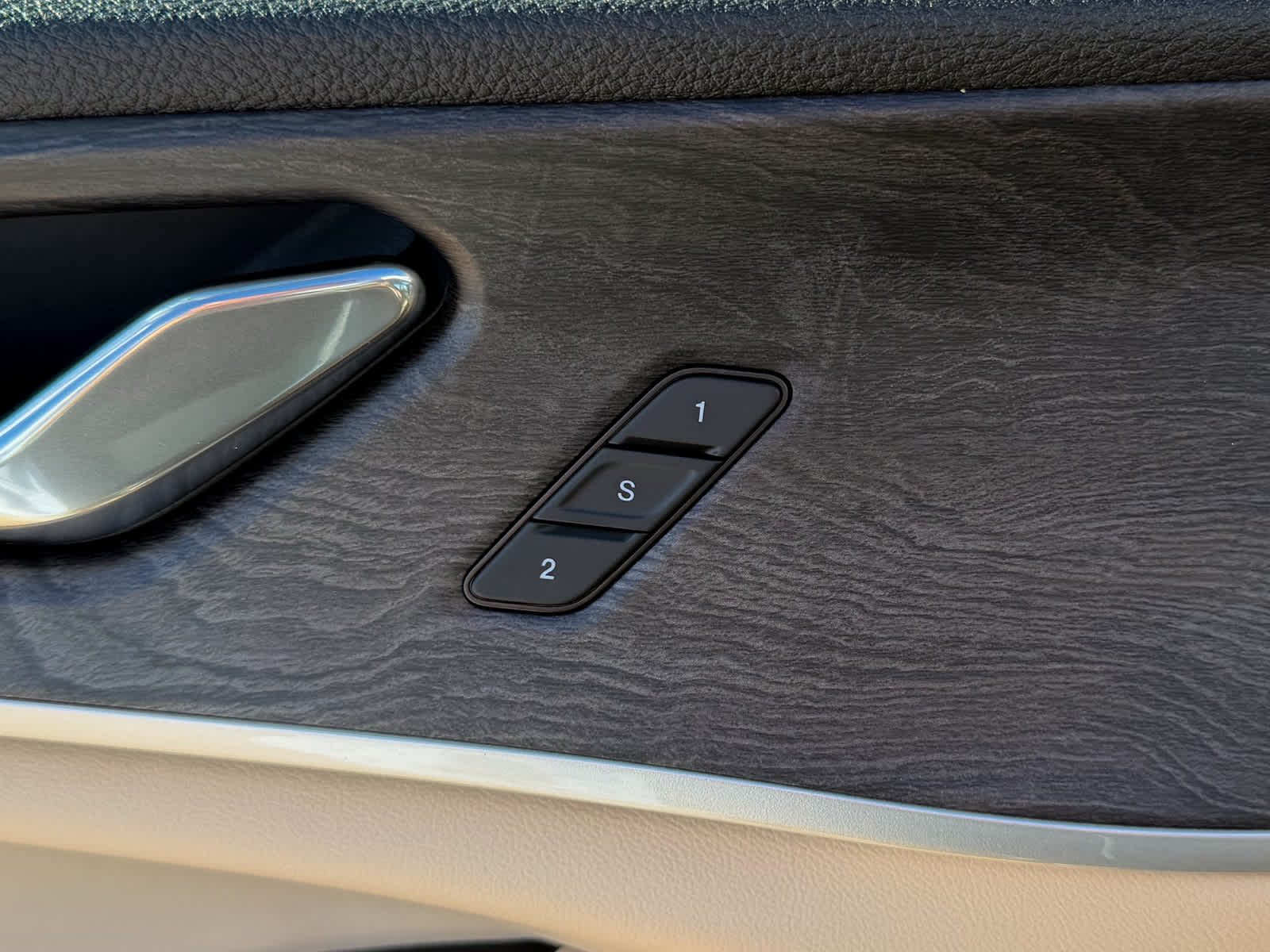 2025 Jeep Grand Cherokee L GRAND CHEROKEE L LIMITED 4X4