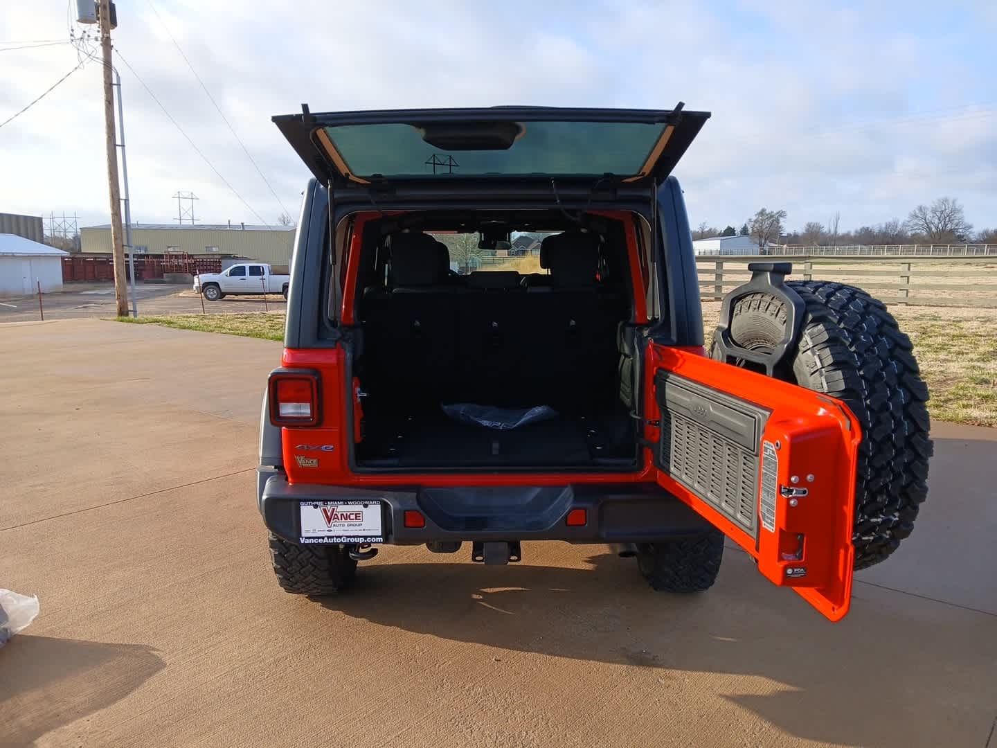 2025 Jeep Wrangler 4xe Willys 4xe