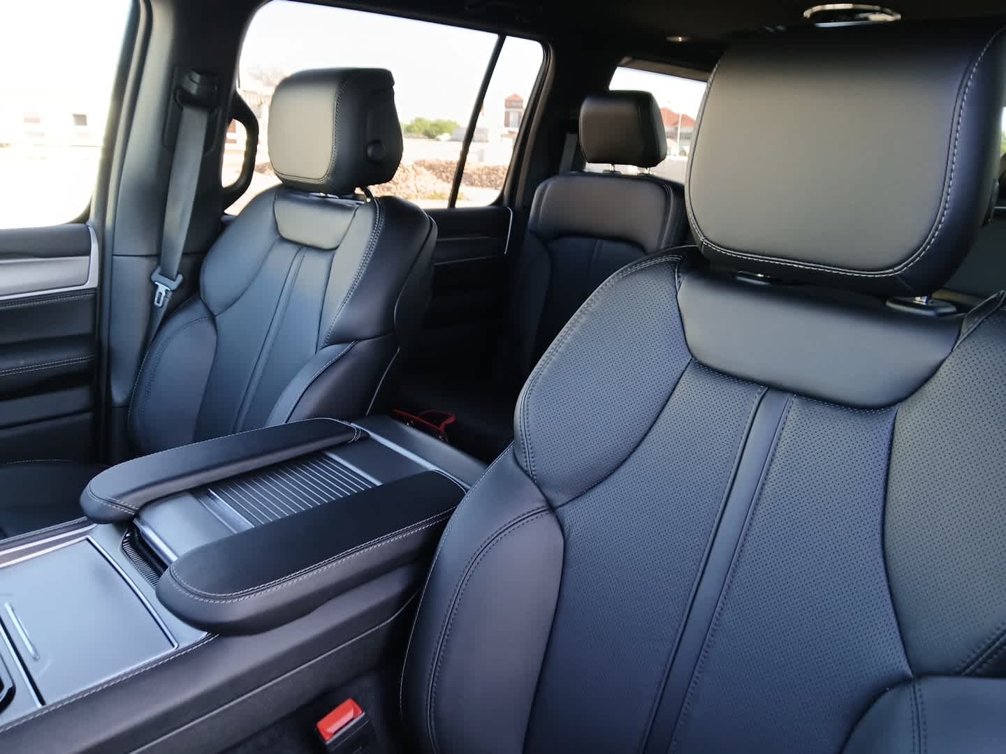 2026 Jeep Grand Wagoneer GRAND WAGONEER UPLAND 4X4