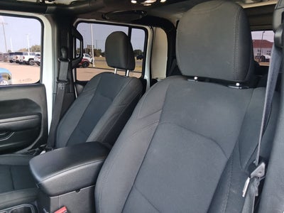 2022 Jeep Gladiator Sport S 4x4
