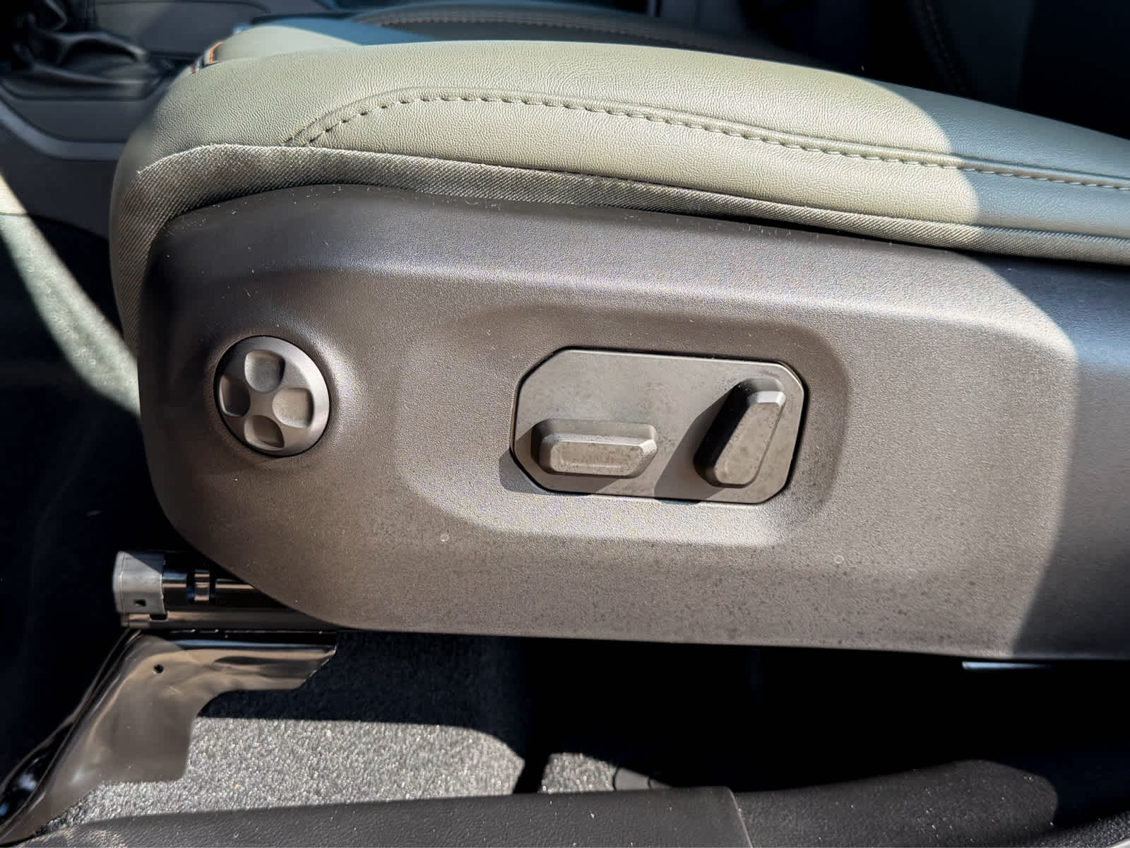 2026 Jeep Gladiator GLADIATOR MOJAVE X 4X4