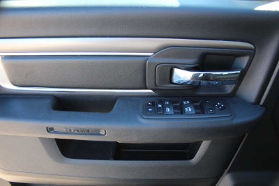 2024 RAM Ram 1500 Classic Warlock Crew Cab 4x2 5'7' Box