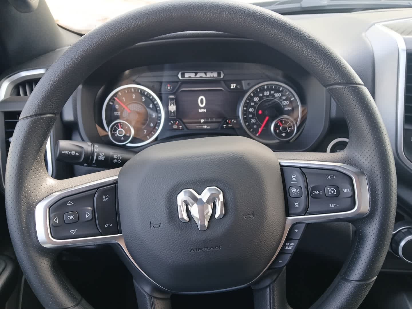 2026 RAM Ram 1500 RAM 1500 EXPRESS CREW CAB 4X4 5'7' BOX