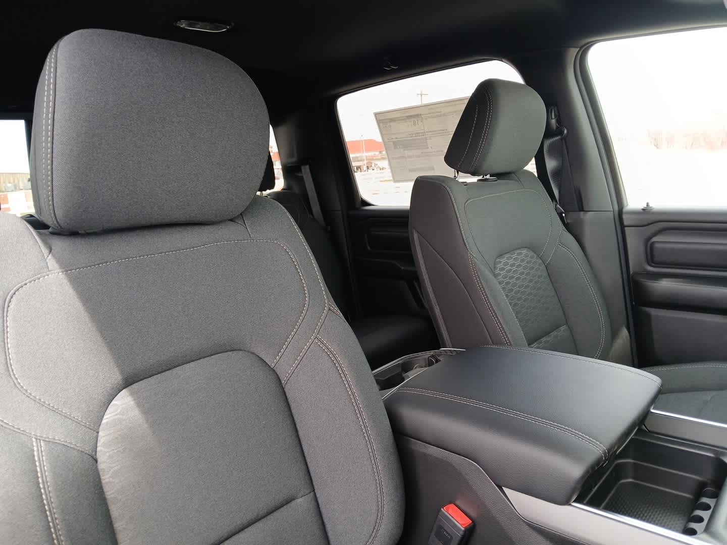 2026 RAM Ram 1500 RAM 1500 EXPRESS CREW CAB 4X4 5'7' BOX