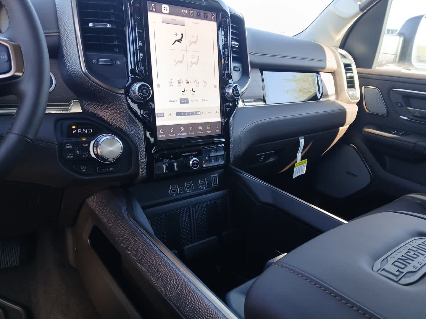 2026 RAM Ram 1500 RAM 1500 LIMITED LONGHORN CREW CAB 4X4 5'7' BOX