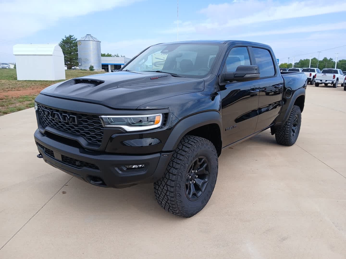 2026 RAM Ram 1500 RAM 1500 RHO CREW CAB 4X4 5'7' BOX