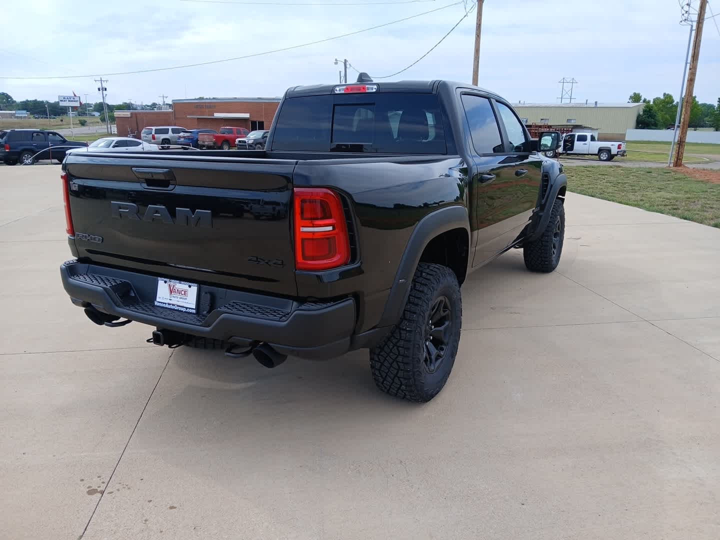 2026 RAM Ram 1500 RAM 1500 RHO CREW CAB 4X4 5'7' BOX