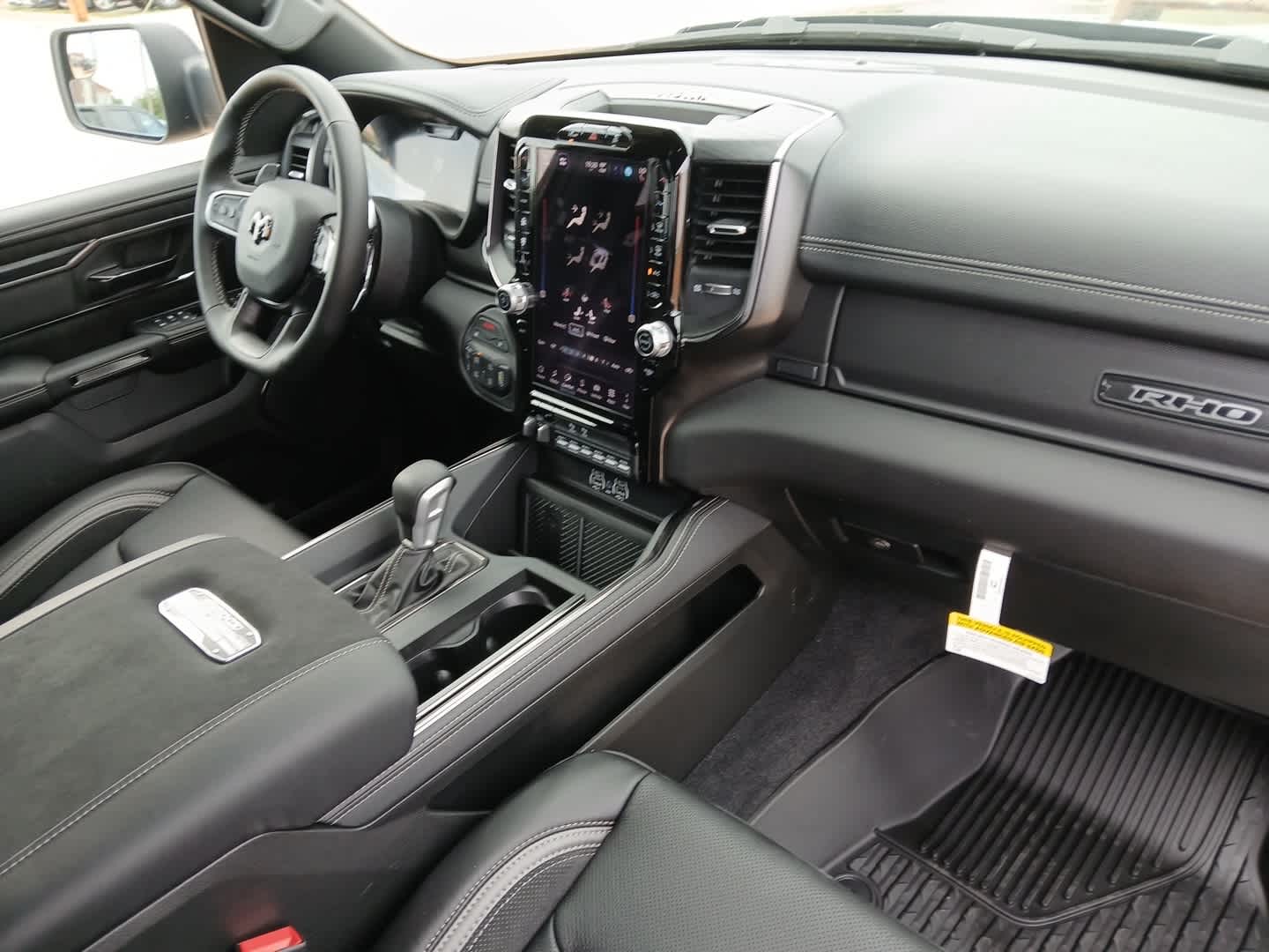 2026 RAM Ram 1500 RAM 1500 RHO CREW CAB 4X4 5'7' BOX