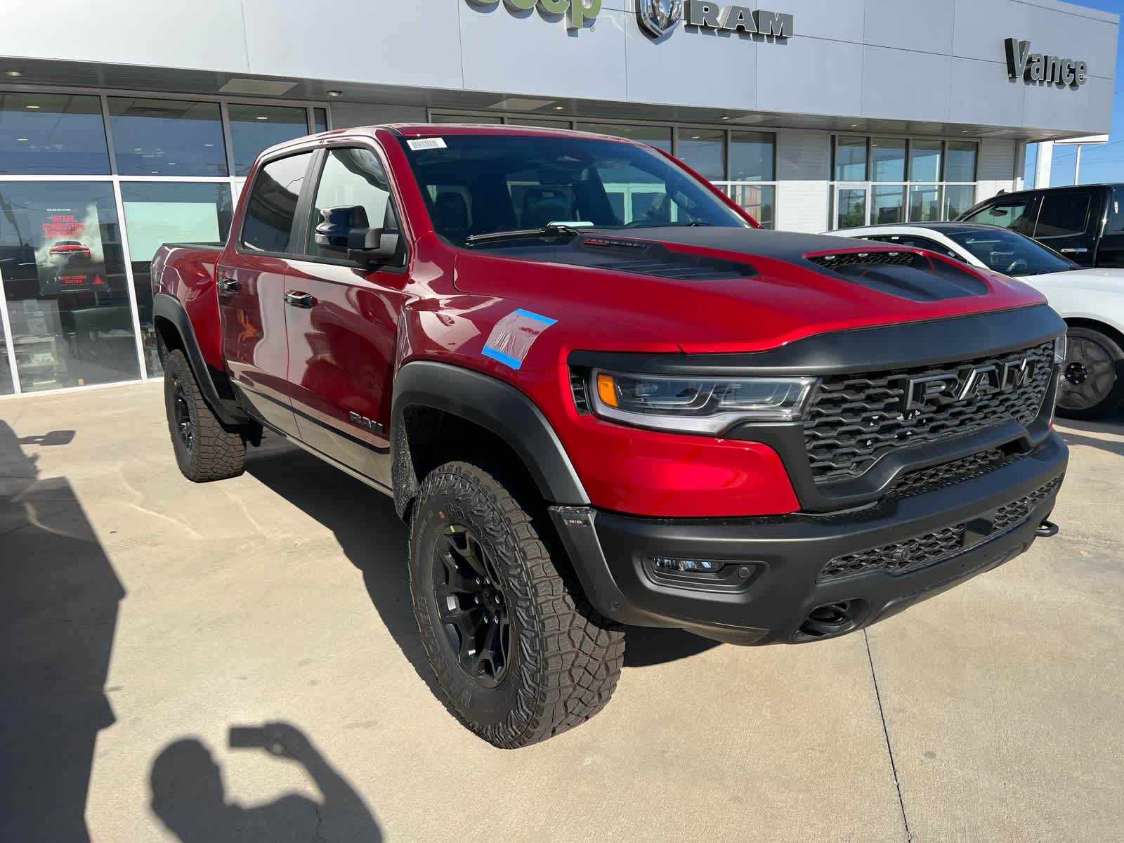 2026 RAM Ram 1500 RAM 1500 RHO CREW CAB 4X4 5'7' BOX