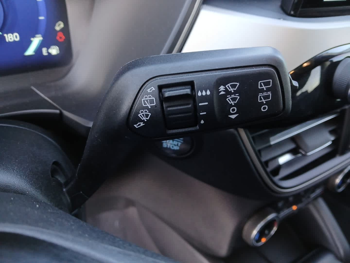 2022 Ford Escape SEL Hybrid