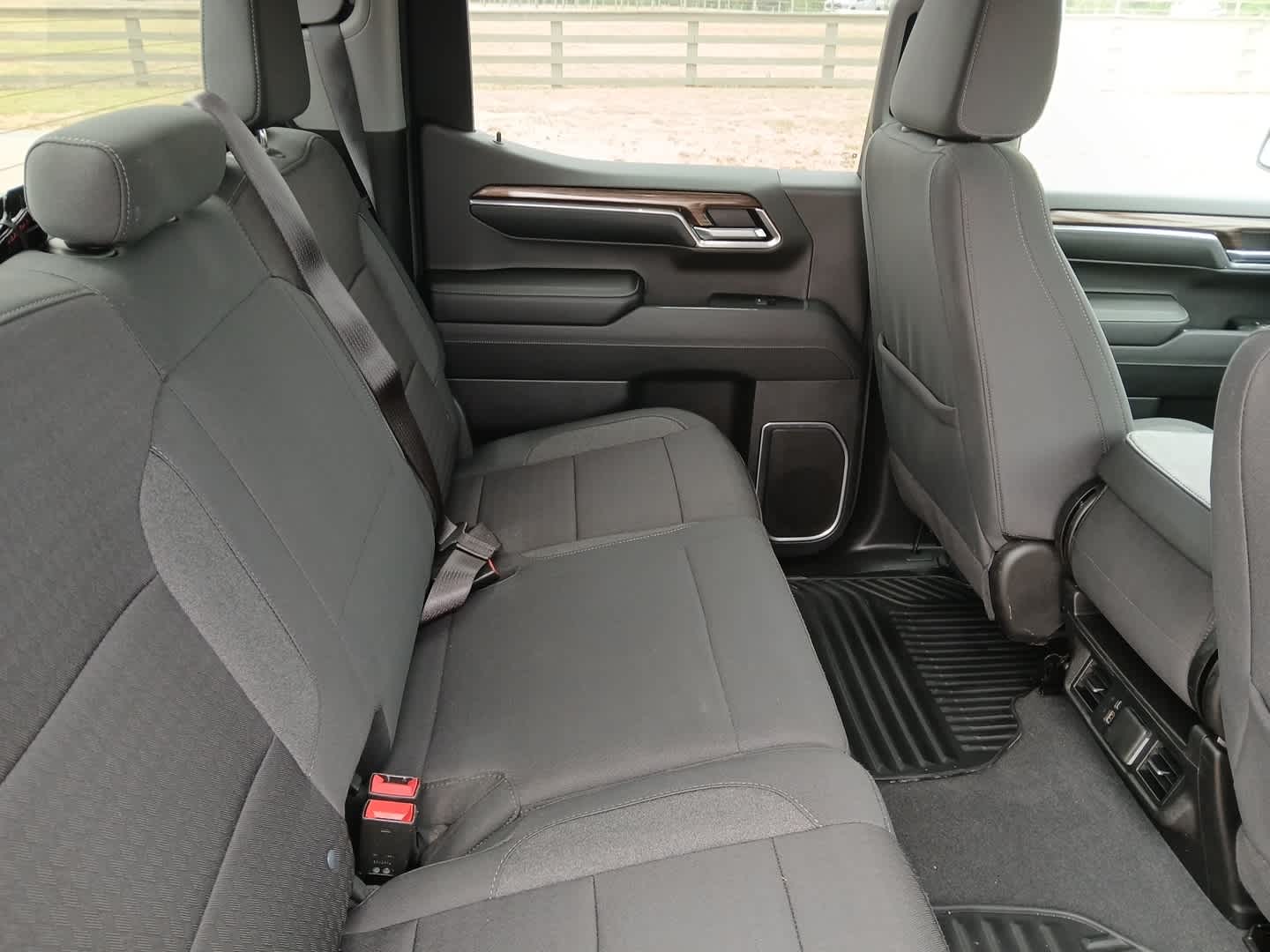 2024 Chevrolet Silverado 1500 4WD Crew Cab Short Bed LT with 2FL