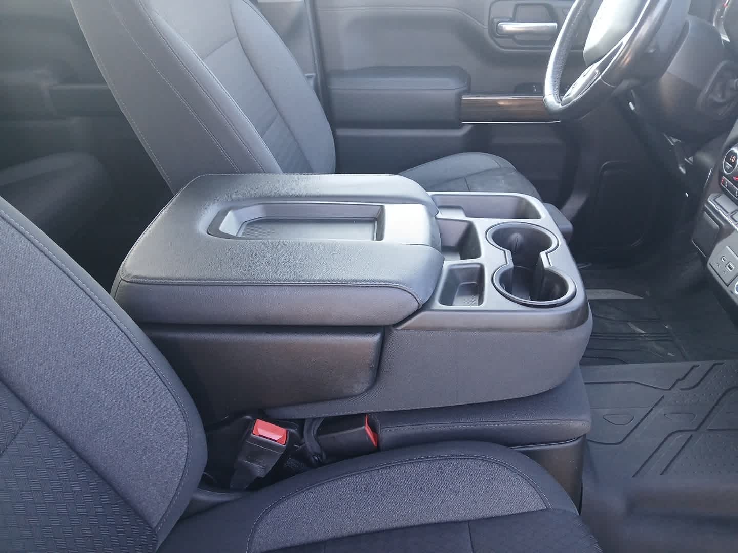 2022 Chevrolet Silverado 1500 LTD 2WD Crew Cab Short Bed LT