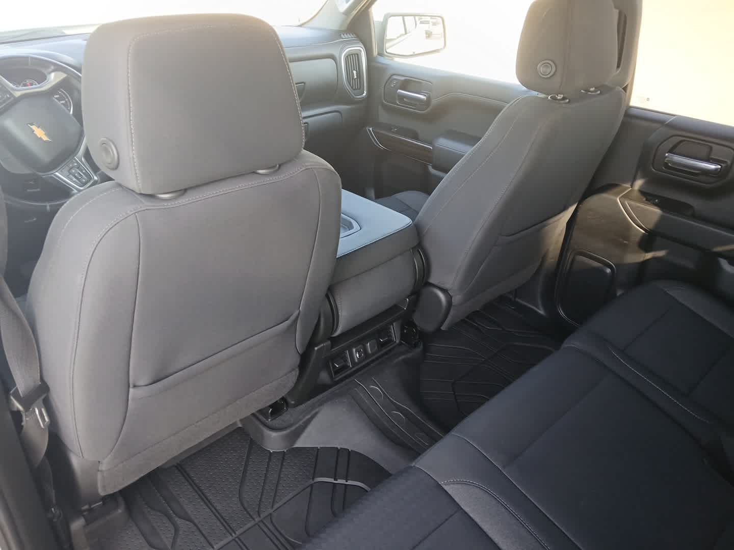 2022 Chevrolet Silverado 1500 LTD 2WD Crew Cab Short Bed LT