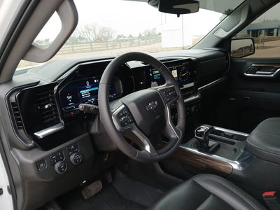 2023 Chevrolet Silverado 1500 4WD Crew Cab Short Bed RST