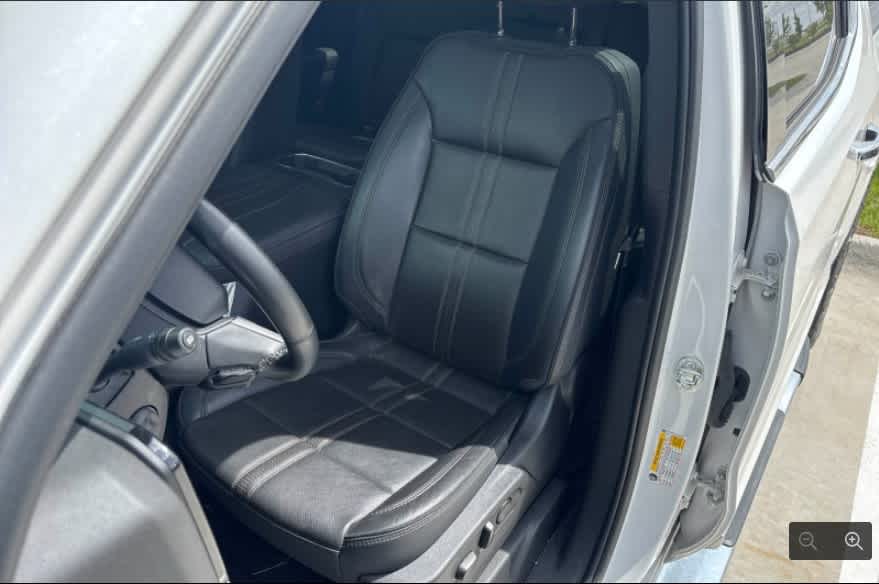 2023 Chevrolet Silverado 1500 4WD Crew Cab Short Bed High Country