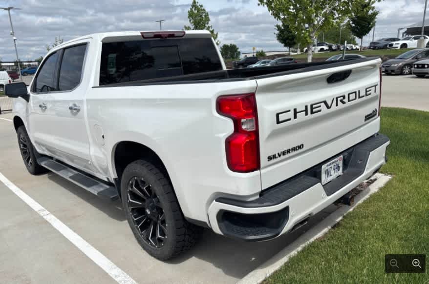 2023 Chevrolet Silverado 1500 4WD Crew Cab Short Bed High Country