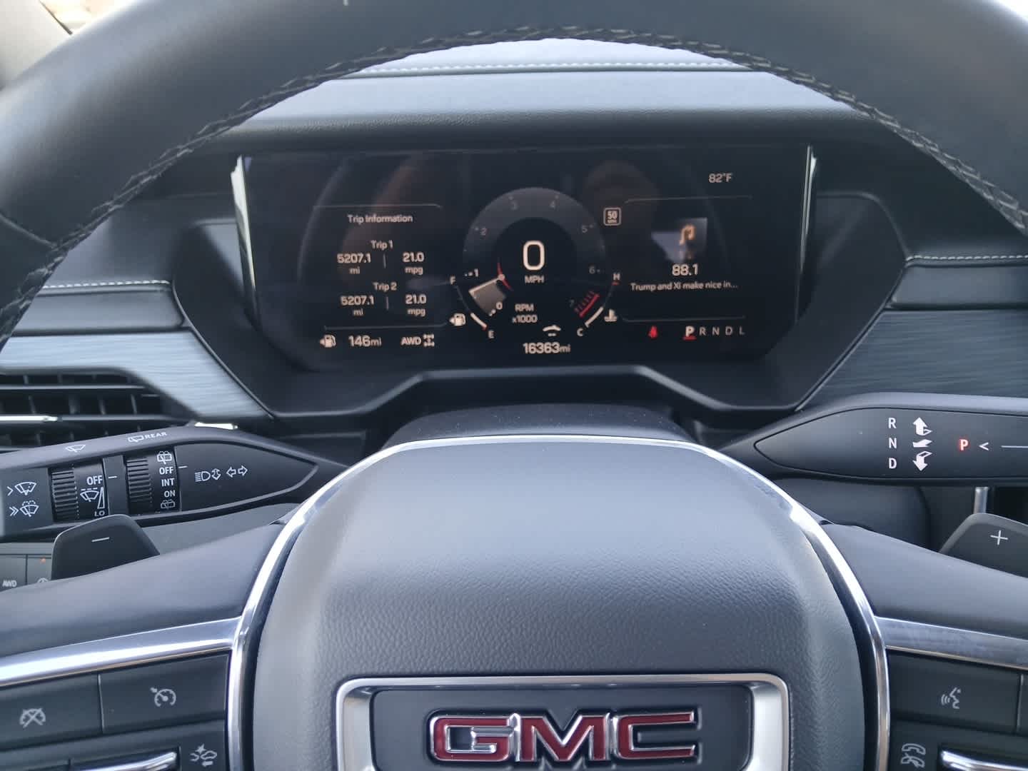2025 GMC Acadia AWD Elevation