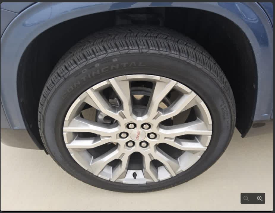 2026 GMC Acadia Denali AWD
