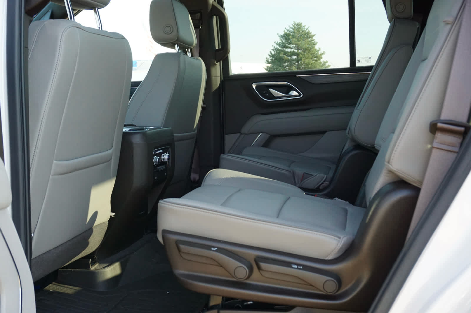 2021 GMC Yukon 4WD SLT