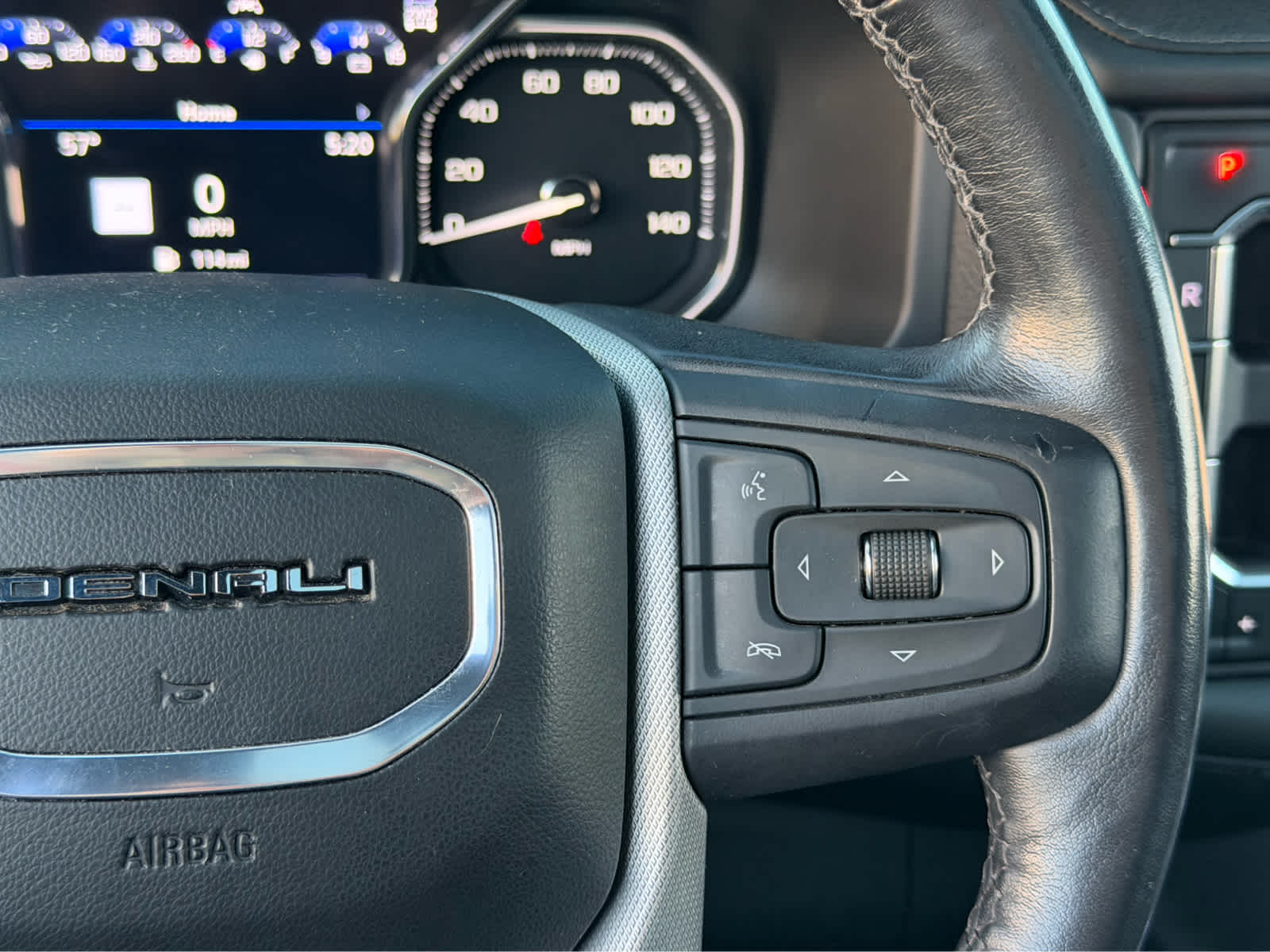 2021 GMC Yukon 4WD Denali