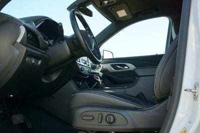 2023 Chevrolet Traverse FWD LT Leather