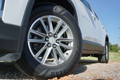 2023 Chevrolet Traverse FWD LT Leather