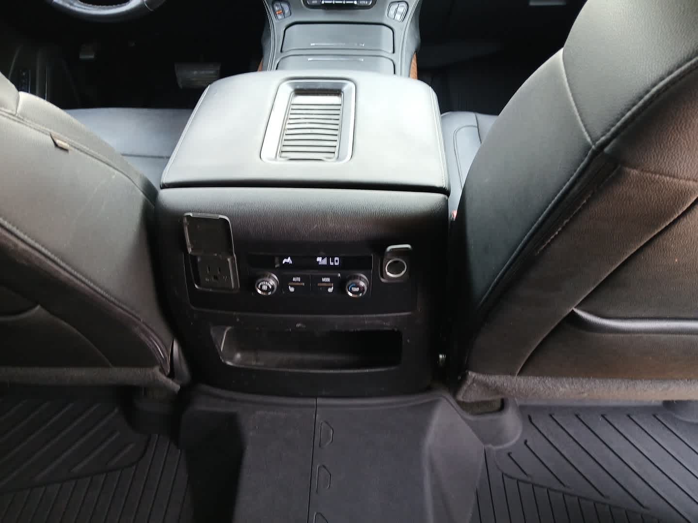 2018 Chevrolet Suburban Premier