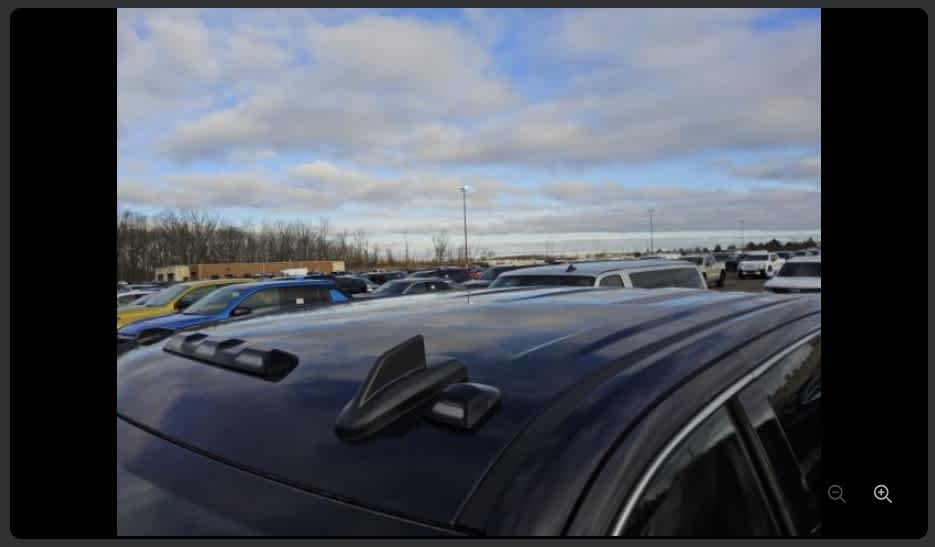 2024 GMC Sierra 2500HD 4WD Crew Cab Standard Bed SLE