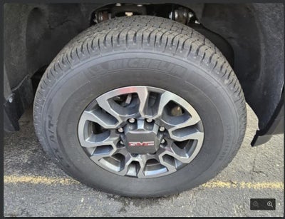 2024 GMC Sierra 2500HD 4WD Crew Cab Standard Bed SLE