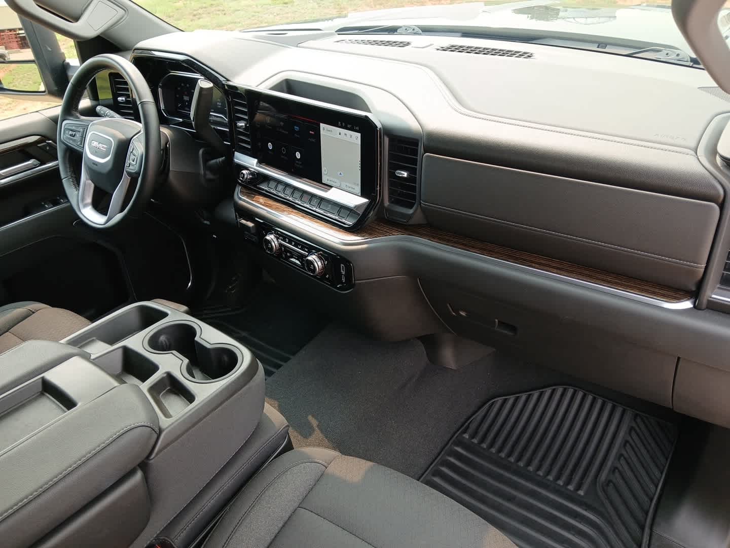 2024 GMC Sierra 2500HD 4WD Crew Cab Standard Bed SLE