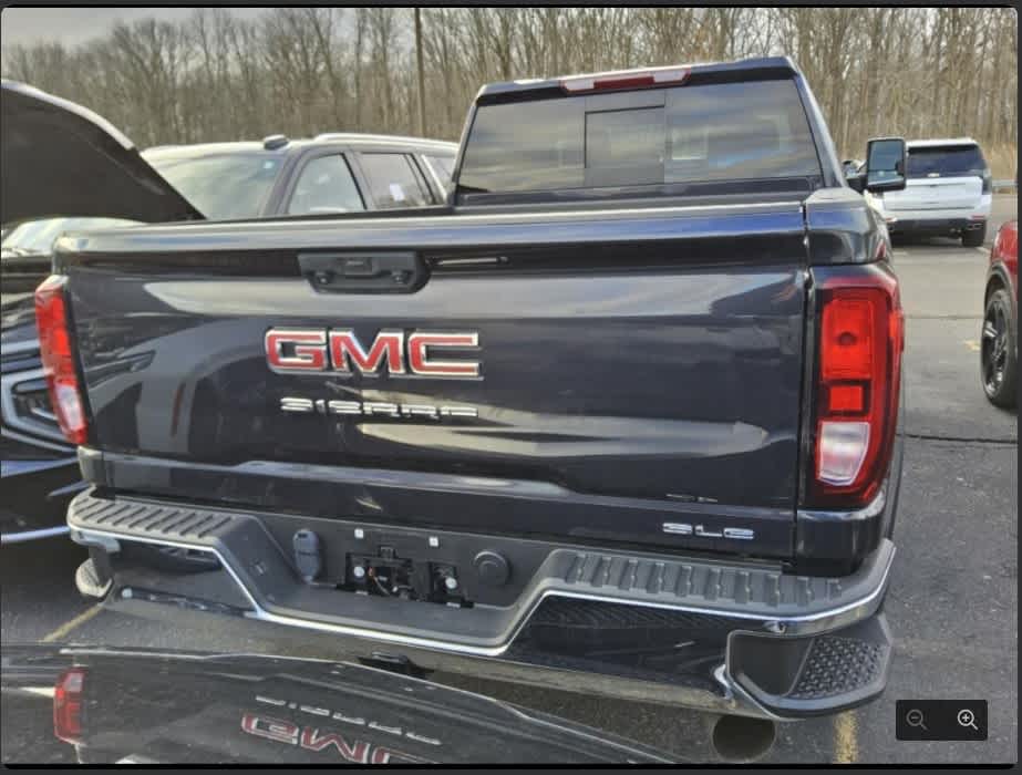 2024 GMC Sierra 2500HD 4WD Crew Cab Standard Bed SLE