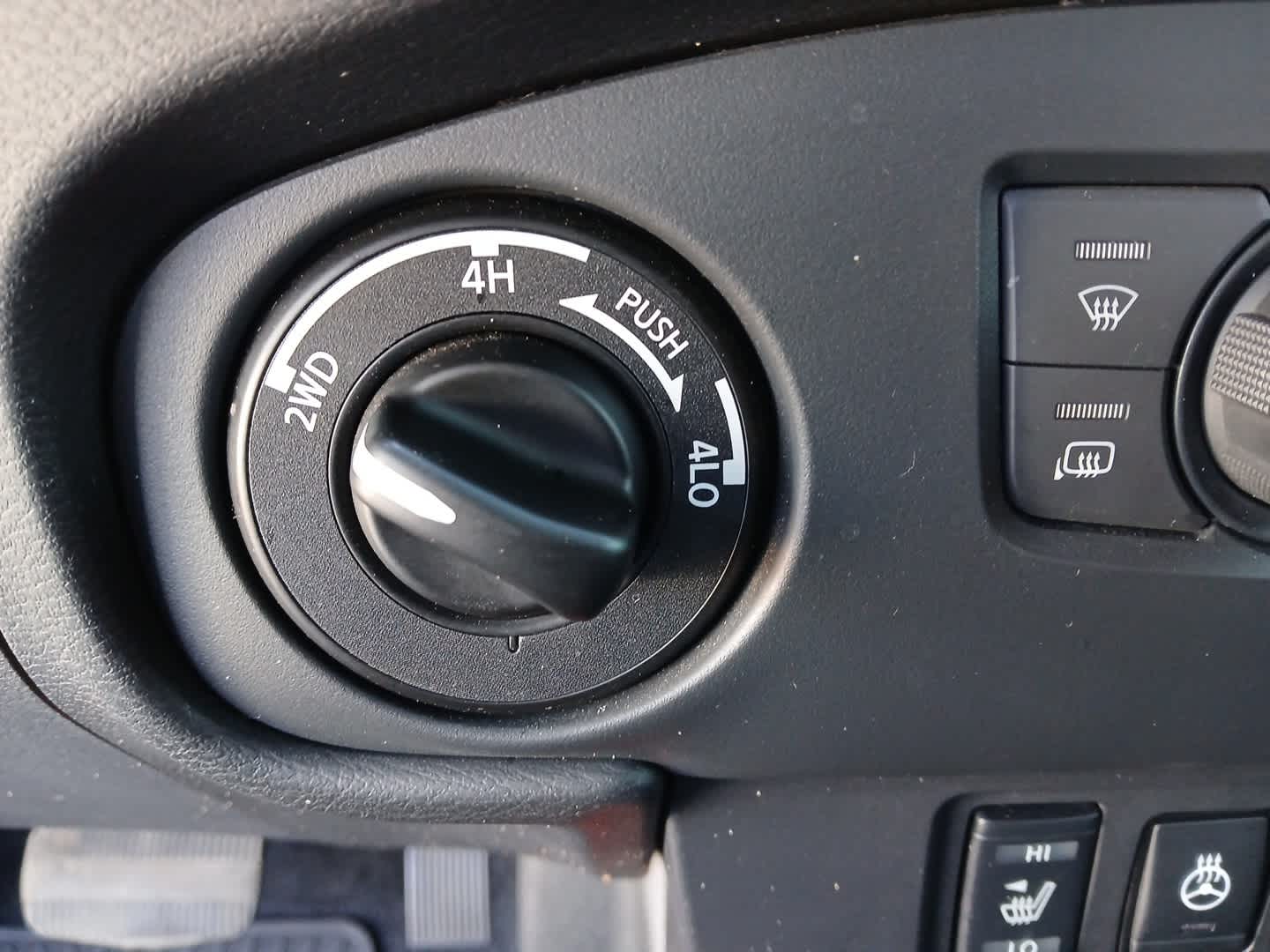 2023 Nissan Frontier Crew Cab PRO-4X 4x4