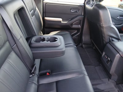 2023 Nissan Frontier Crew Cab PRO-4X 4x4