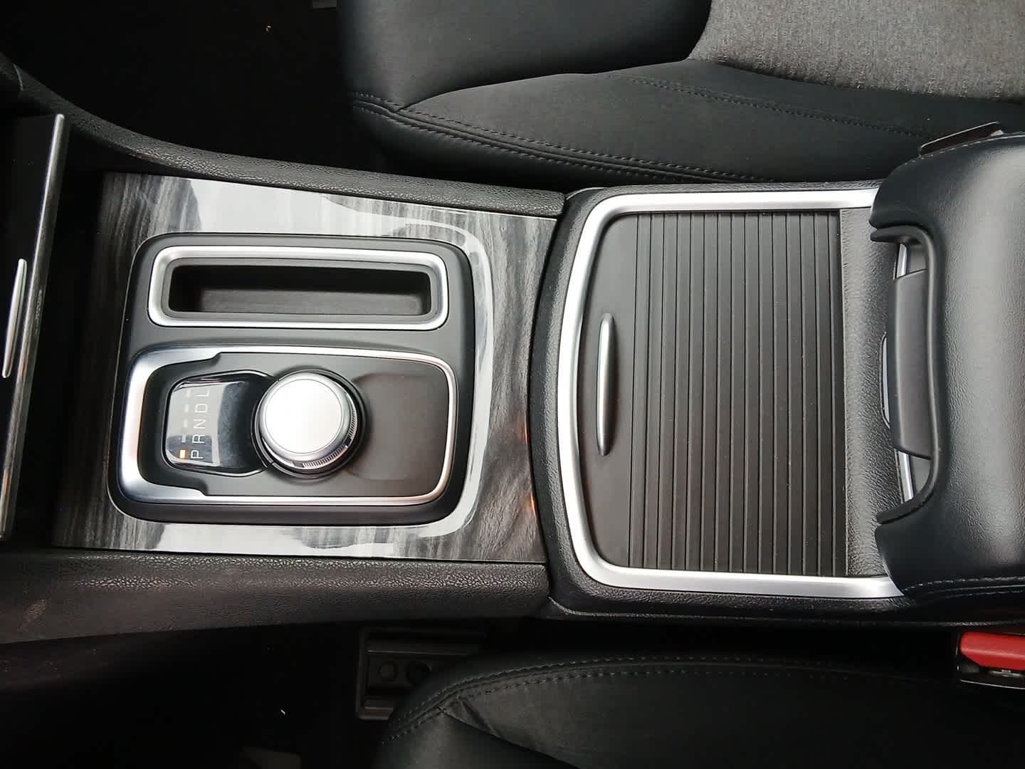 2022 Chrysler 300 Touring