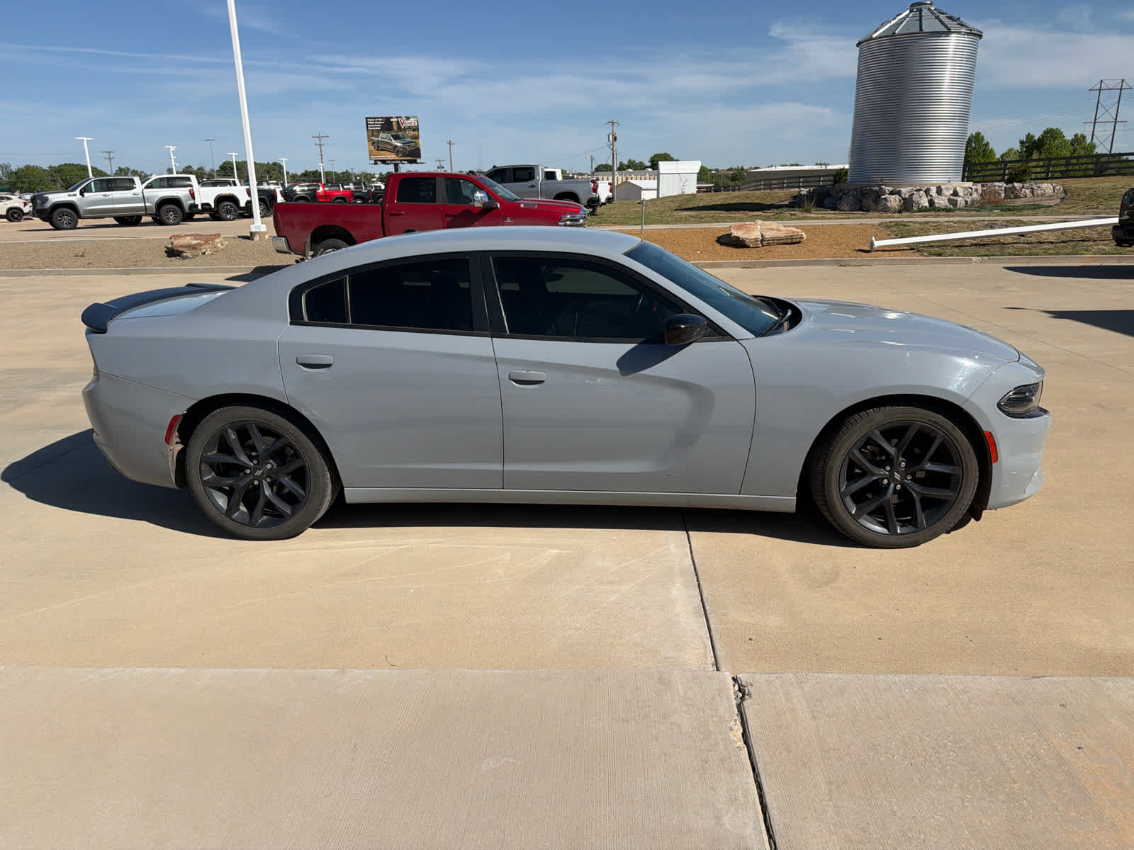 2020 Dodge Charger SXT RWD