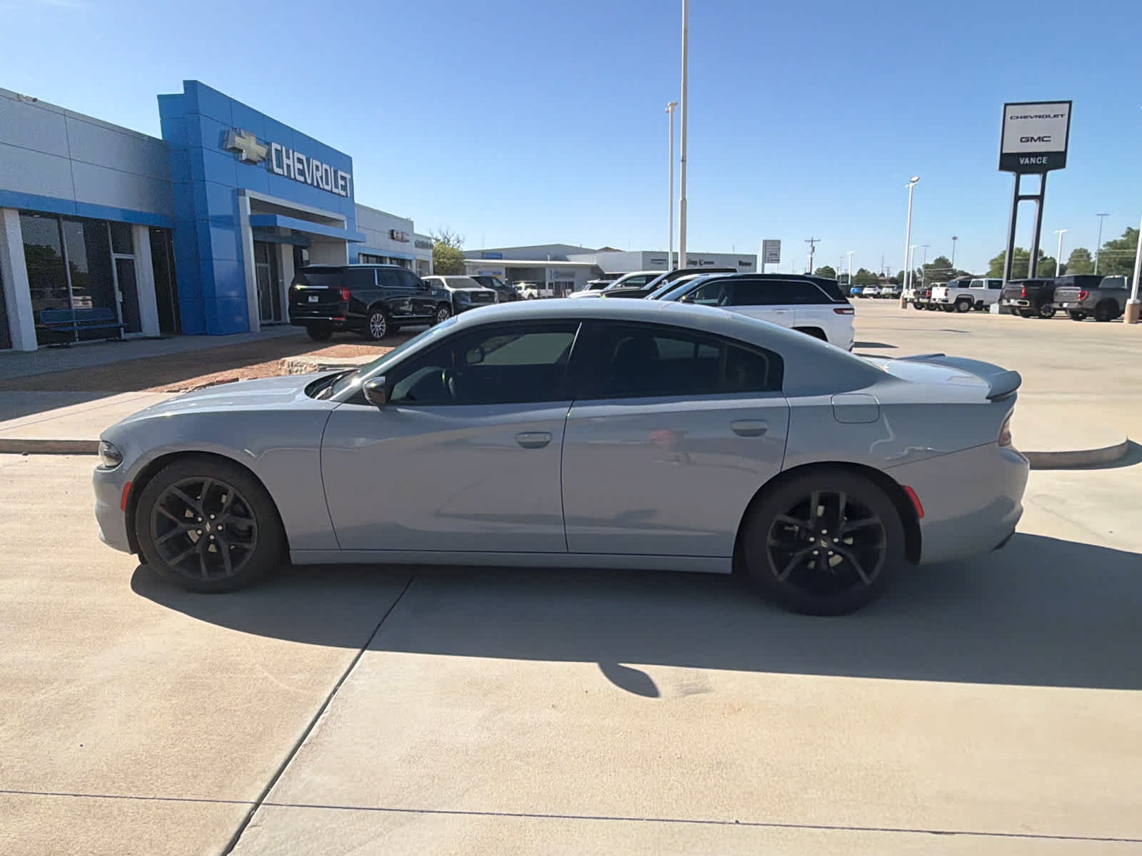 2020 Dodge Charger SXT RWD
