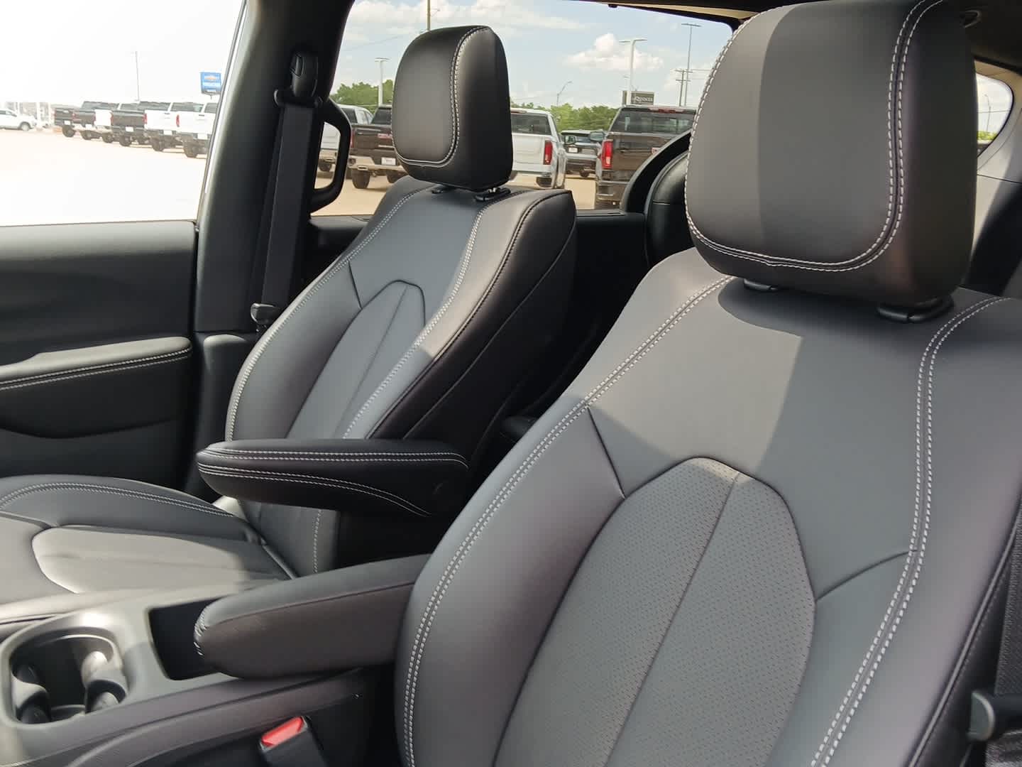 2026 Chrysler Pacifica PACIFICA SELECT