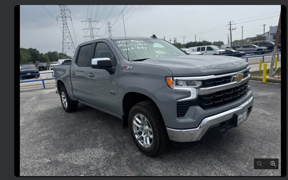 2024 Chevrolet Silverado 1500 4WD Crew Cab Short Bed LT