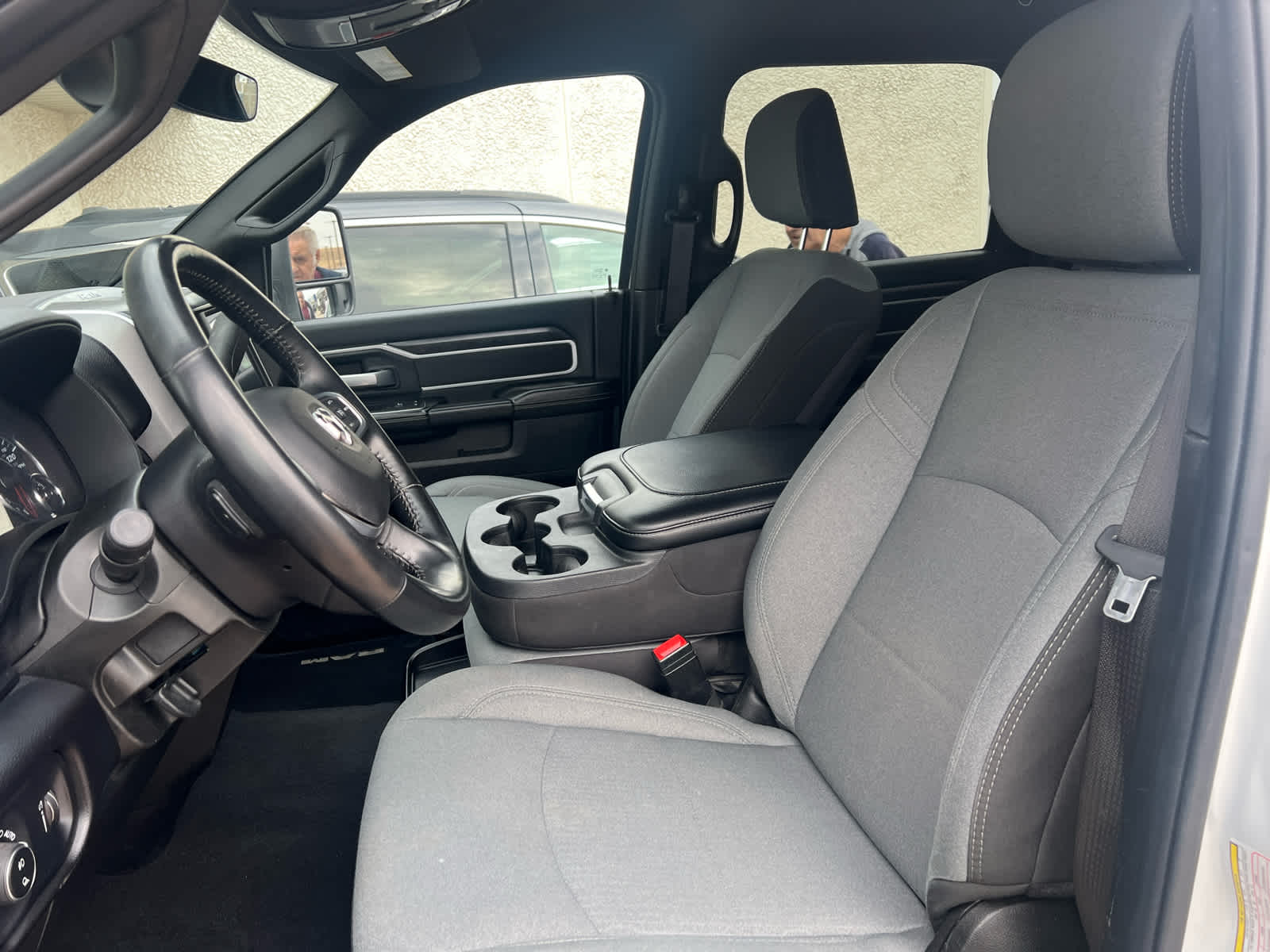 2024 RAM 3500 Big Horn Crew Cab 4x4 8' Box