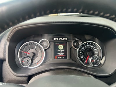 2024 RAM 3500 Big Horn Crew Cab 4x4 8' Box