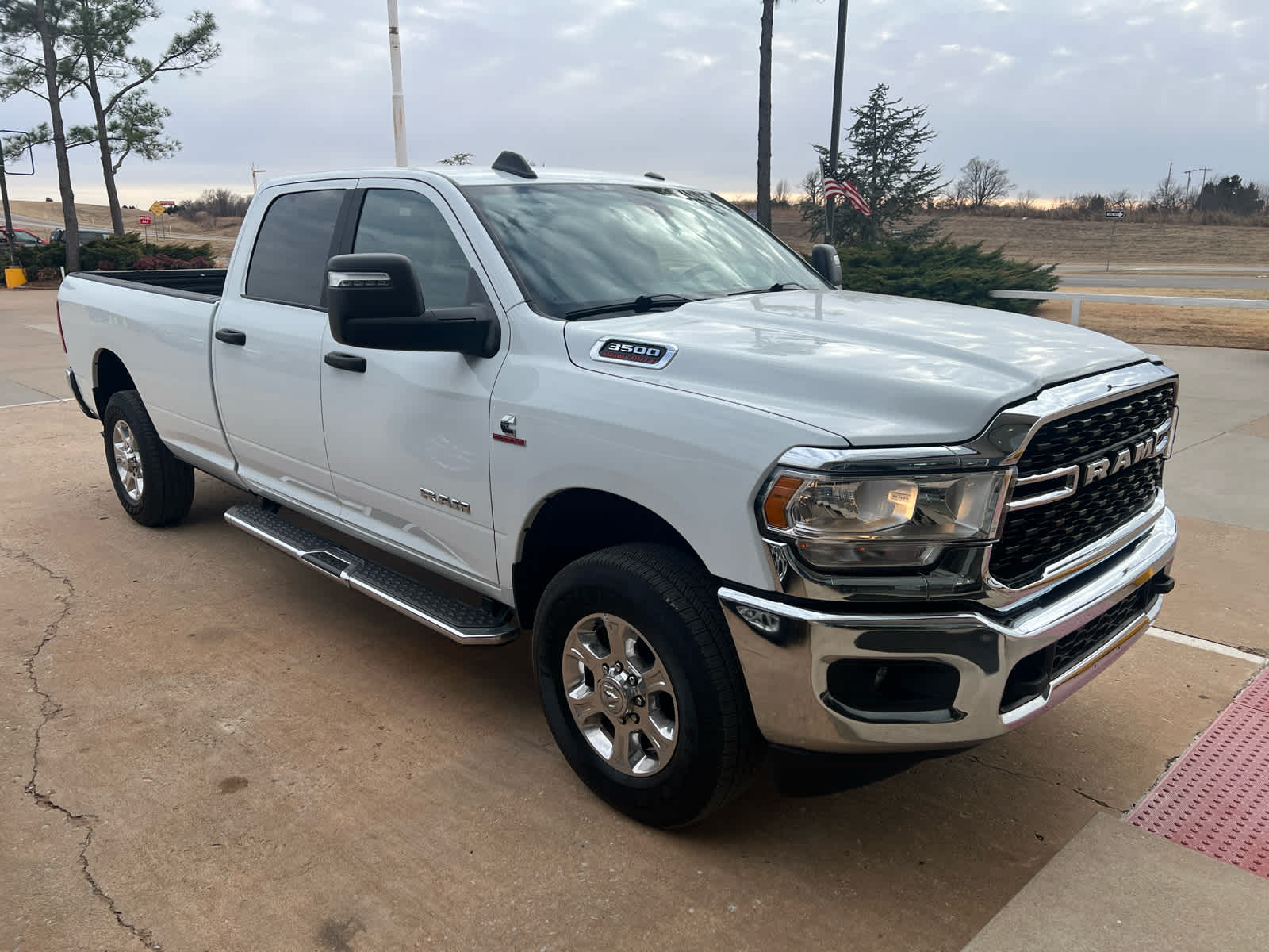 2024 RAM 3500 Big Horn Crew Cab 4x4 8' Box