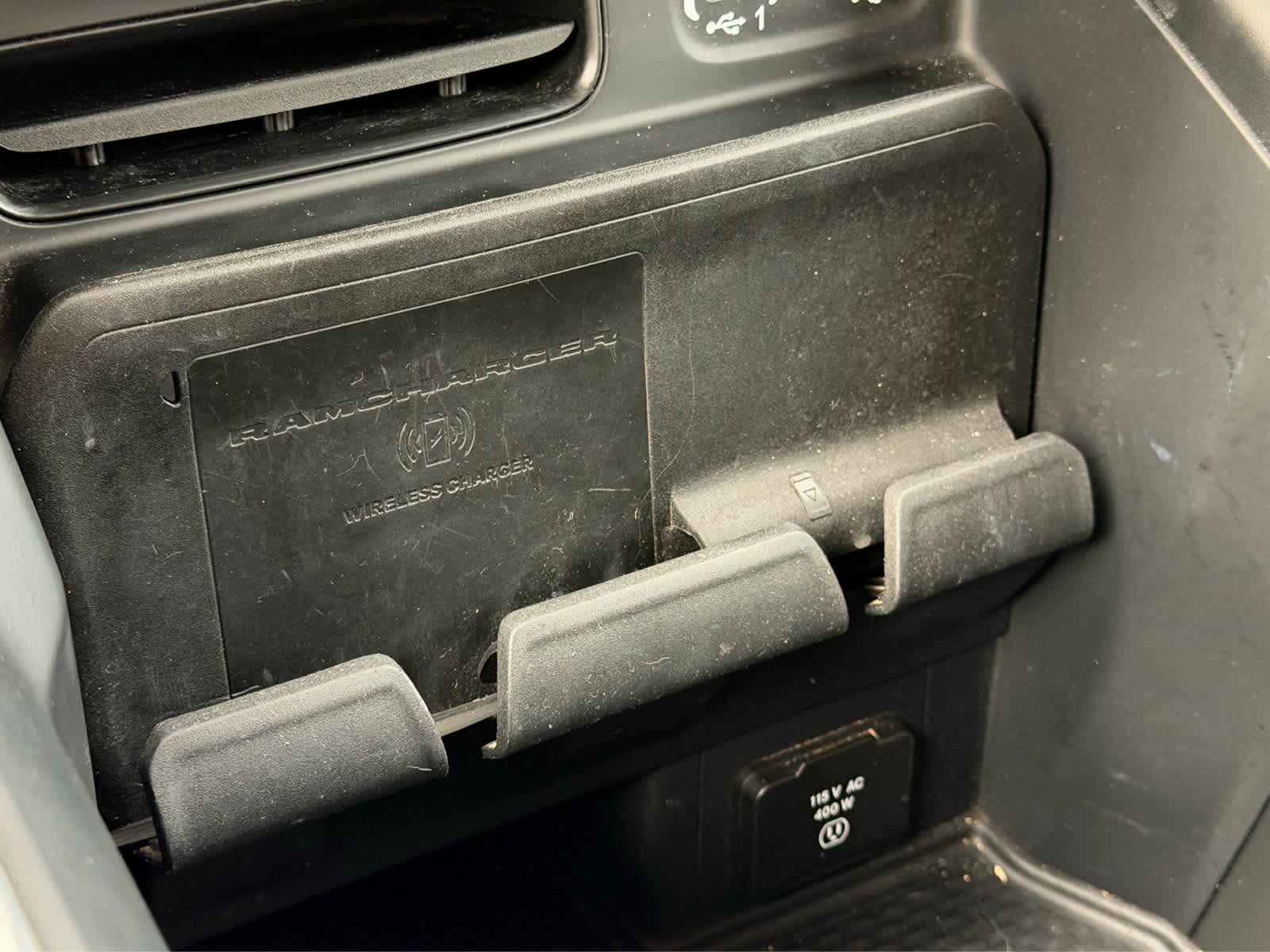 2020 RAM 3500 Laramie Crew Cab 4x4 8' Box